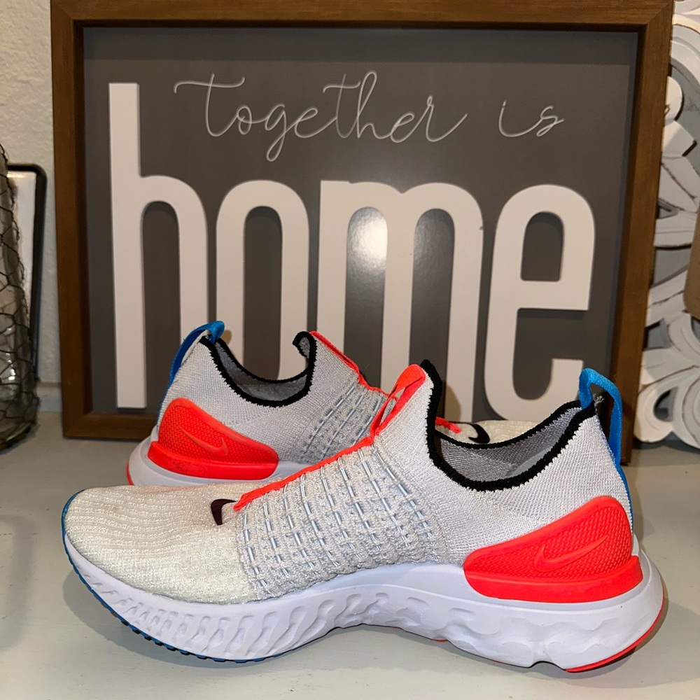 Nike React Phantom Run Flyknit 2 Shoes Women's 8 Grey CrimsonDv2179-001Preowned - Picture 4 of 11
